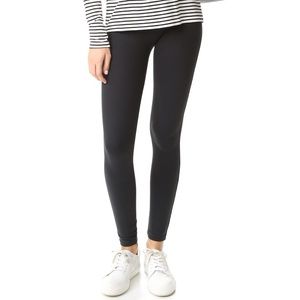 【NEW】Spanx Essential Leggings Very Black Size XS